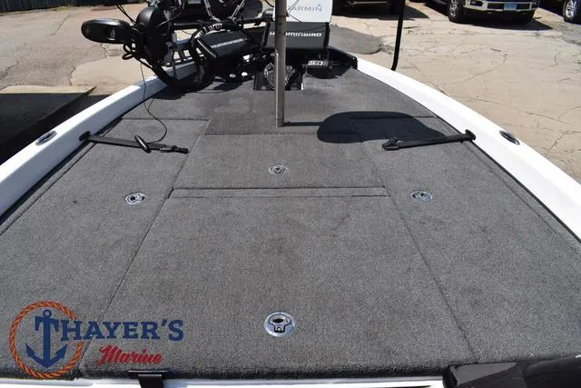 Slide: The Image of Phoenix Bass Boats 721 ProXP 2020 - 19