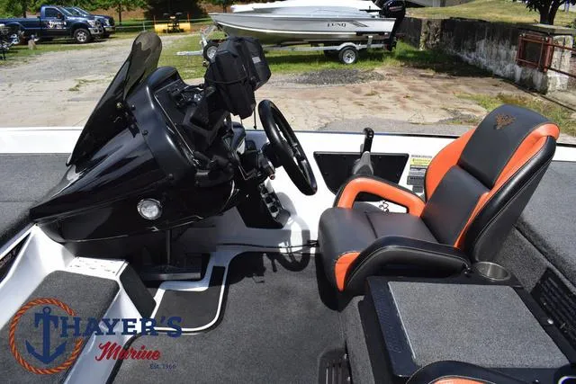 Slide: The Image of Phoenix Bass Boats 721 ProXP 2020 - 44