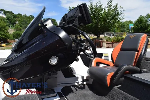 Slide: The Image of Phoenix Bass Boats 721 ProXP 2020 - 47