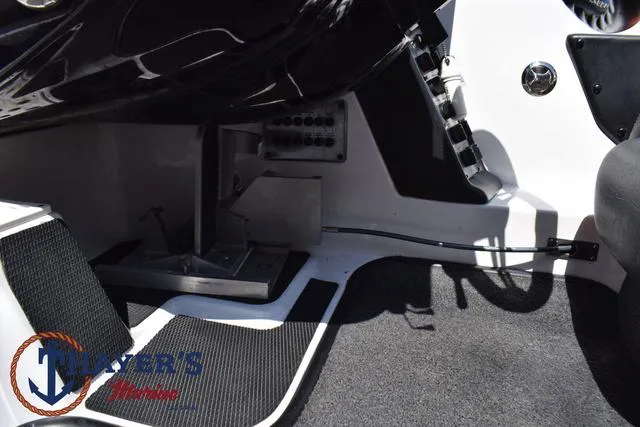 Slide: The Image of Phoenix Bass Boats 721 ProXP 2020 - 48