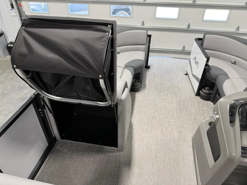 Slide: The Image of 2025 Avalon LSZ Versatile Rear Lounger interior with plush seating and modern design. - 15