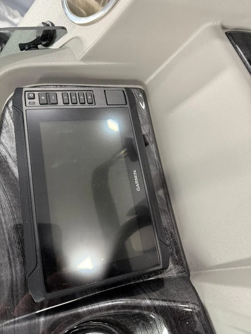 Slide: The Image of Garmin display on 2025 Avalon LSZ Versatile Rear Lounger boat dashboard. - 20