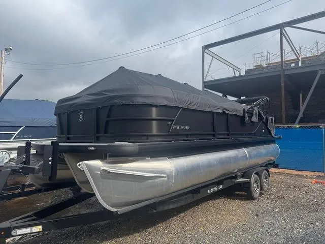 Slide: The Image of Godfrey Sweetwater 2286 SFL - Yamaha 250 SHO 2026 - 20