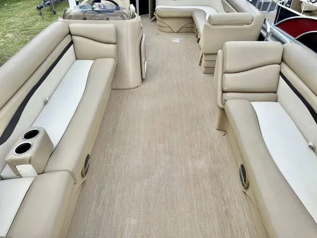 Slide: The Image of Bennington 22 SL 2017 - 3