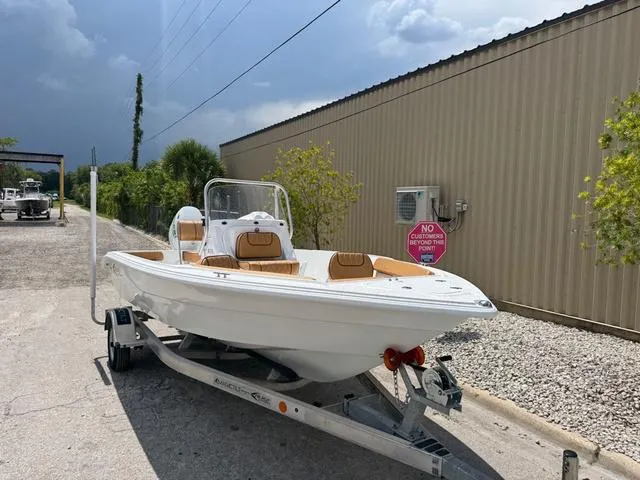 Slide: The Image of ALK 2 Powerboats 18CRS 2025 - 16