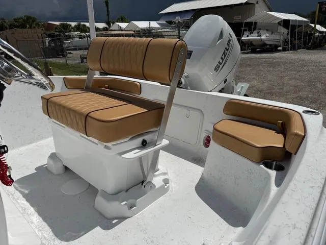 Slide: The Image of ALK 2 Powerboats 18CRS 2025 - 9