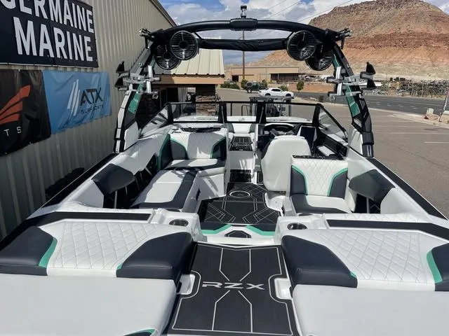 Slide: The Image of Tigé 24RZX 2022 - 4