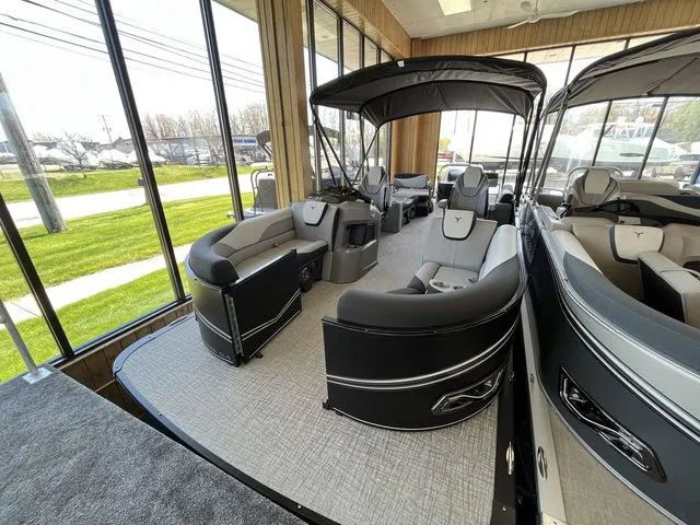 The Image of Tahoe LTZ 2585 QLS 2025 - 1