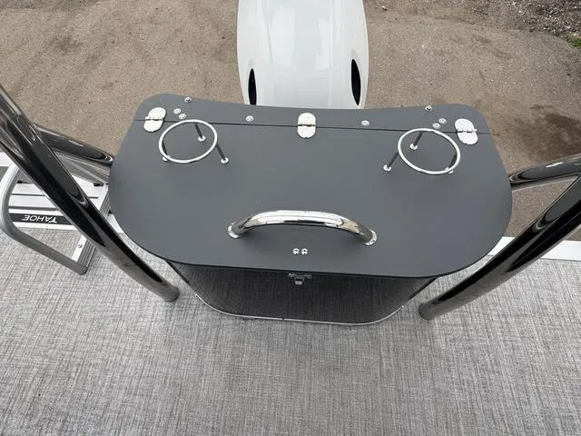 Slide: The Image of Tahoe Sport 2385 QL 2025 - 15