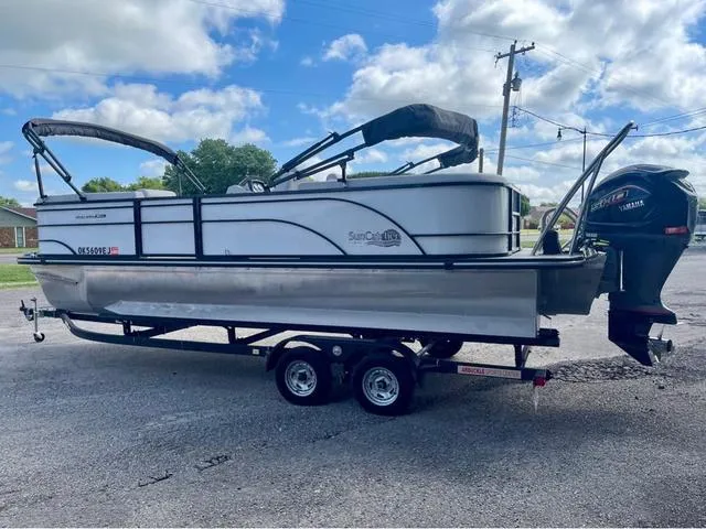 Slide: The Image of SunCatcher Select 322RC 2023 - 4