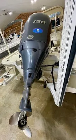 Slide: The Image of NauticStar 215 XTS 2019 - 10