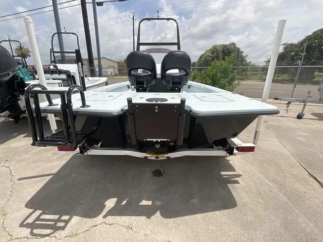 Slide: The Image of Majek 22 XTREME 2025 - 4