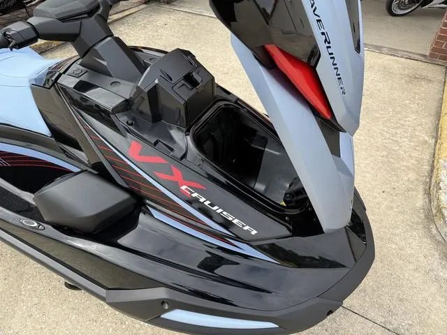Slide: The Image of Yamaha VX Cruiser 2025 - 12