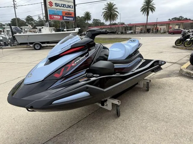 Slide: The Image of Yamaha VX Cruiser 2025 - 6