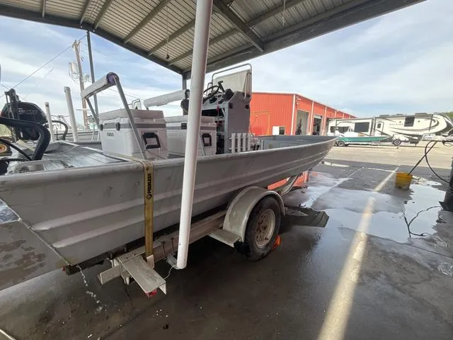 Slide: The Image of Alumacraft ALUMA CRAFT 2000 - 3