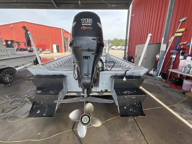 Slide: The Image of Alumacraft ALUMA CRAFT 2000 - 5