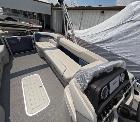 Slide: The Image of Sweetwater Sweetwater Lounge 2486 SFL In Stock Add for traile 2026 - 20