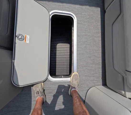 Slide: The Image of Sweetwater Sweetwater Lounge 2486 SFL In Stock Add for traile 2026 - 25