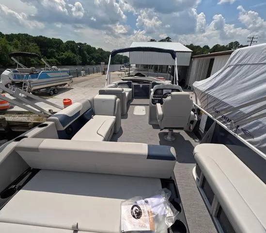 Slide: The Image of Sweetwater Sweetwater Lounge 2486 SFL In Stock Add for traile 2026 - 34