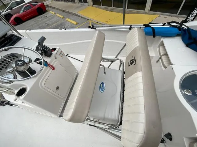 Slide: The Image of Carolina 198 DLV 2016 - 13