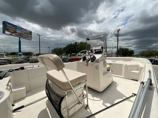 Slide: The Image of Carolina 198 DLV 2016 - 6