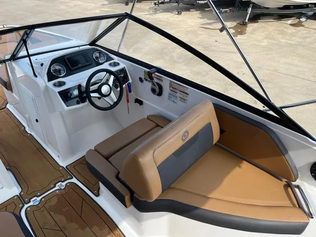 Slide: The Image of Hurricane SD235 2022 - 11