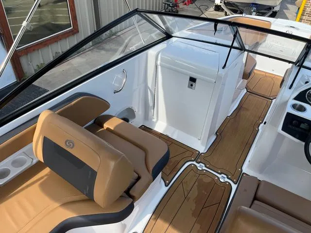 Slide: The Image of Hurricane SD235 2022 - 12