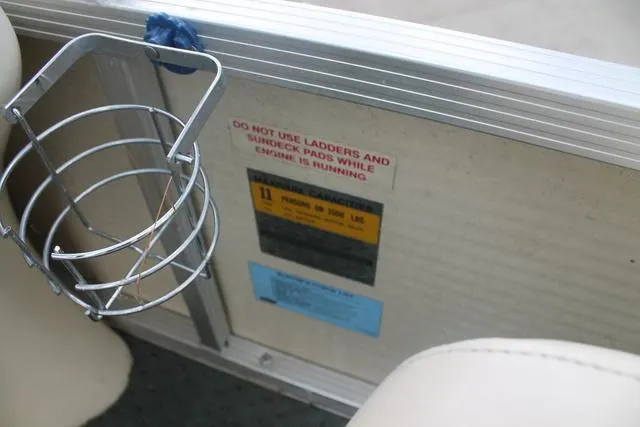 Slide: The Image of Bennington 2275RL 2002 - 10