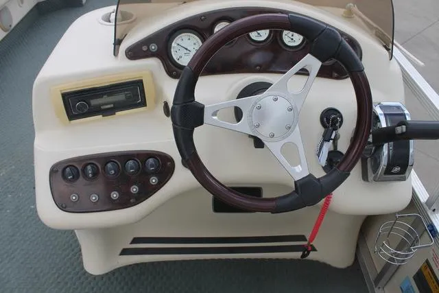 Slide: The Image of Bennington 2275RL 2002 - 8