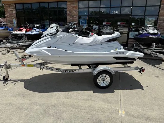 Slide: The Image of Yamaha VX Cruiser 2025 - 2