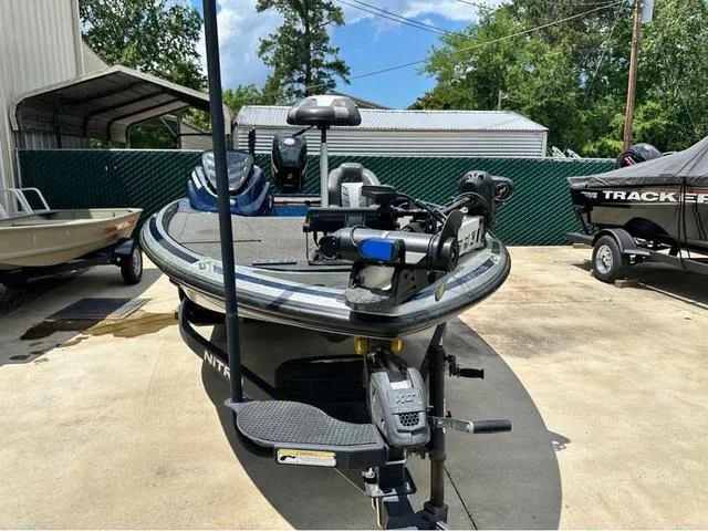 Slide: The Image of Nitro Z Series Z20 Pro 2018 - 9