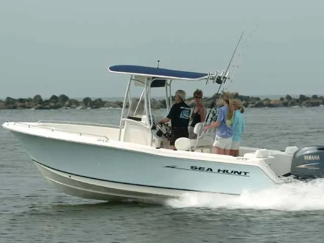 Slide: The Image of Sea Hunt Triton 220 2007 - 14