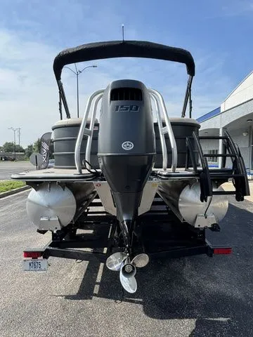 Slide: The Image of Bentley Pontoons Navigator 223 / DF150ATLSS5 2026 - 6