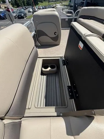 Slide: The Image of Sun Tracker Party Barge 18 DLX 2024 - 18