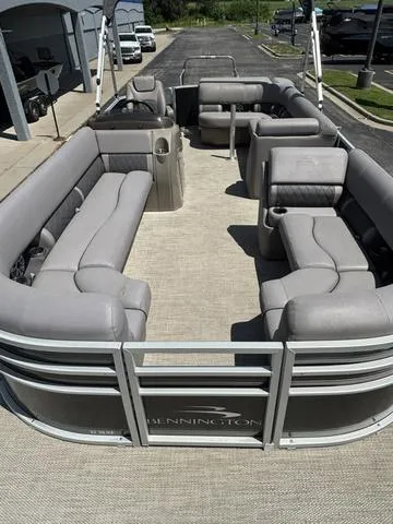 Slide: The Image of Bennington 22 SLX - Premium (22SLXP) 2018 - 10