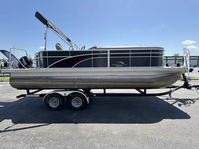 Slide: The Image of Bennington 22 SLX - Premium (22SLXP) 2018 - 5