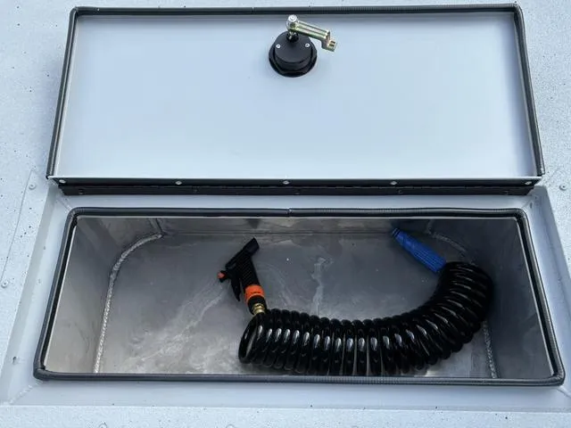 Slide: The Image of SeaArk Procat 240 / Suzuki DF250TXSS 2026 - 11