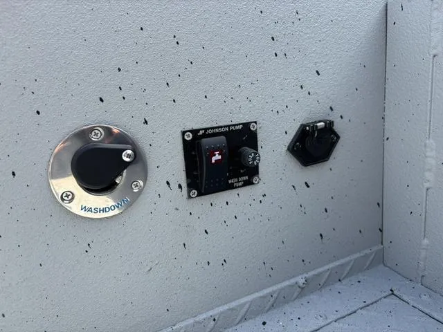 Slide: The Image of SeaArk Procat 240 / Suzuki DF250TXSS 2026 - 14