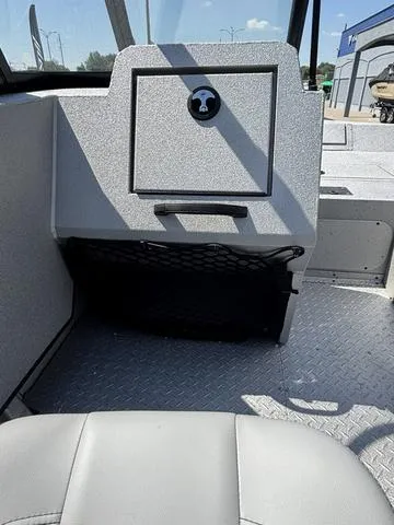 Slide: The Image of SeaArk Protege 200 / DF200ATXSS 2026 - 20