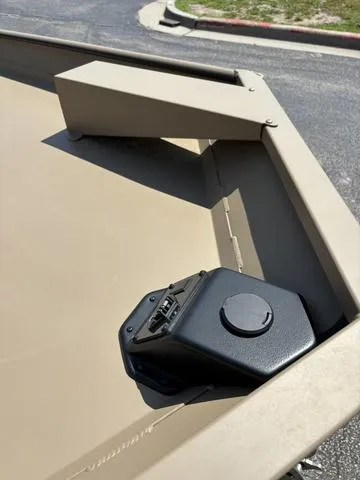 Slide: The Image of SeaArk 1652 Special 2026 - 17