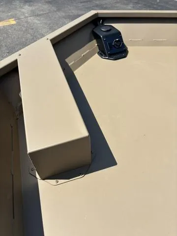 Slide: The Image of SeaArk 1652 Special 2026 - 18