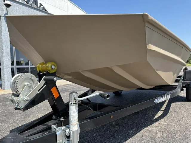 Slide: The Image of SeaArk 1652 Special 2026 - 23