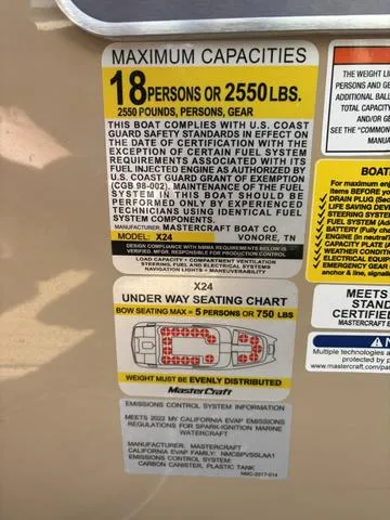 Slide: The Image of MasterCraft X24 / Ilmor 6.2L 2022 - 20