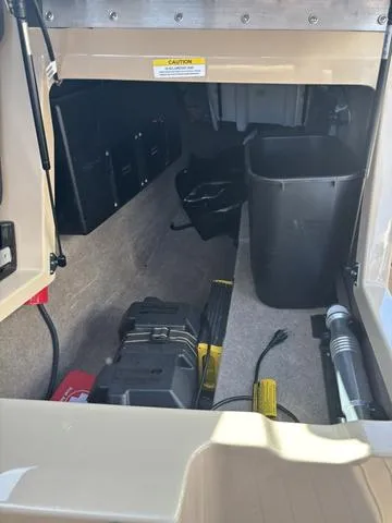 Slide: The Image of MasterCraft X24 / Ilmor 6.2L 2022 - 22