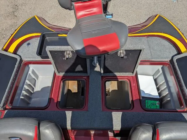 Slide: The Image of Triton 21 TrX 2017 - 12