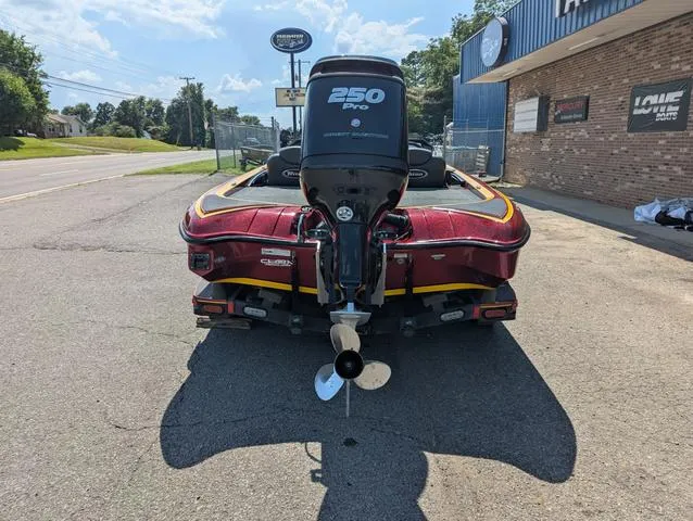 Slide: The Image of Triton 21 TrX 2017 - 4