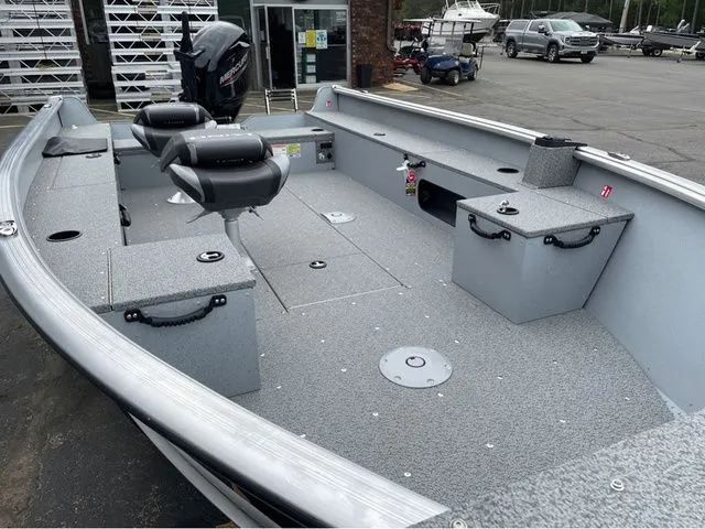 Slide: The Image of Lund Alaskan 1675 Tiller 2025 - 11