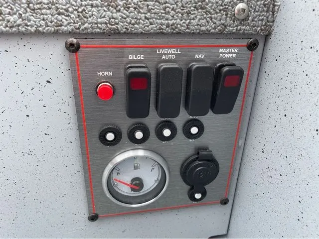 Slide: The Image of Lund Alaskan 1675 Tiller 2025 - 16