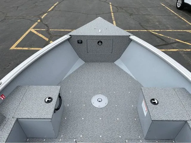 Slide: The Image of Lund Alaskan 1675 Tiller 2025 - 19