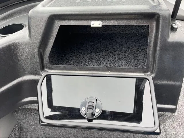 Slide: The Image of Lund Crossover XS 1875 2026 - 15